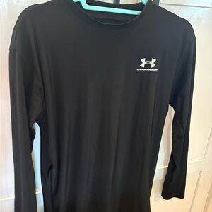 Under Armour Black Crew Neck Top